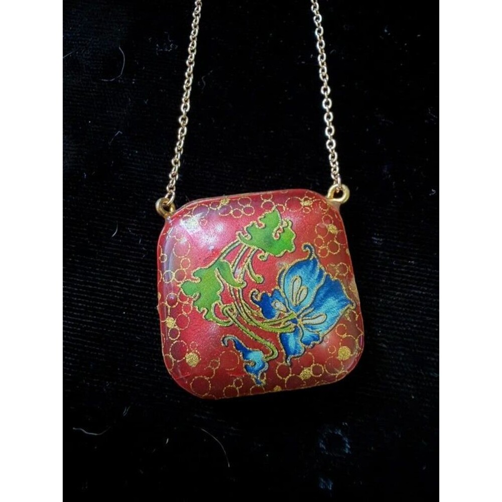 Vintage Red Cloisonné Enamel Floral Pendant Necklace - Gold Tone Chain